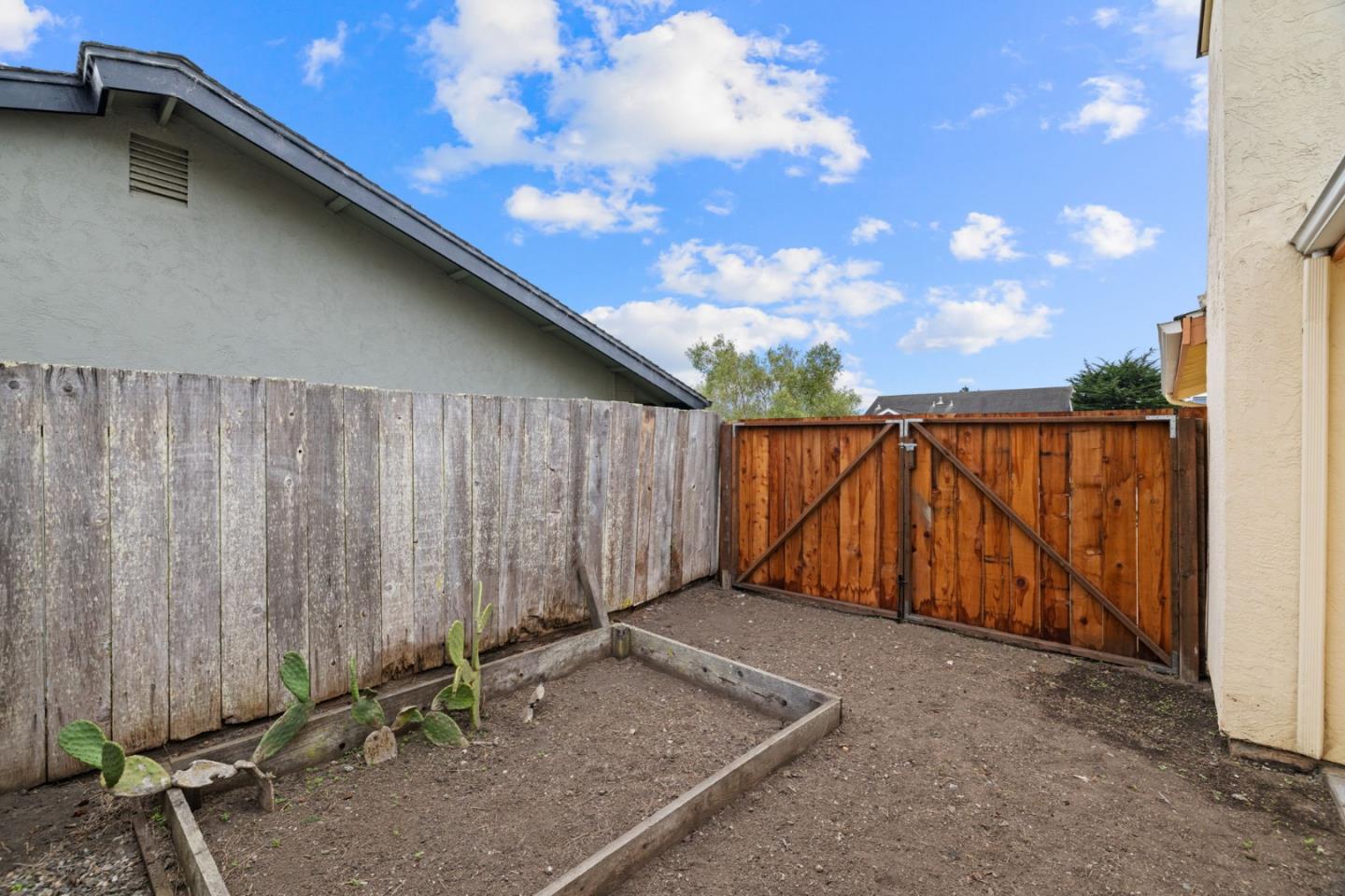 Detail Gallery Image 59 of 69 For 1527 Hawser Ln, Half Moon Bay,  CA 94019 - 3 Beds | 2 Baths
