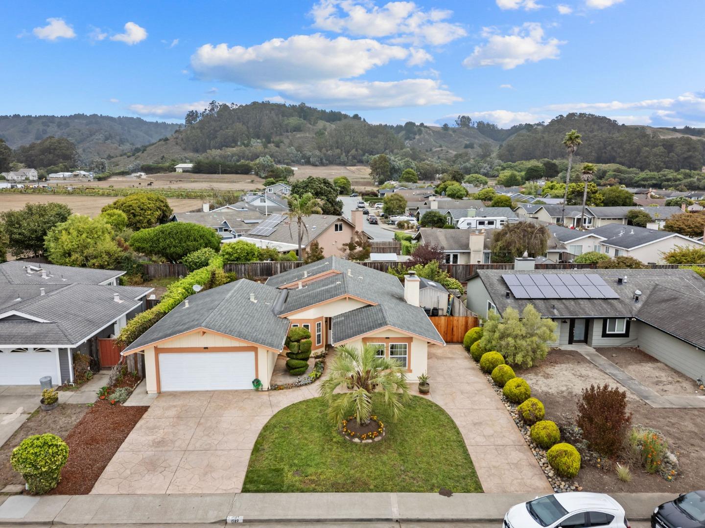 Detail Gallery Image 64 of 69 For 1527 Hawser Ln, Half Moon Bay,  CA 94019 - 3 Beds | 2 Baths