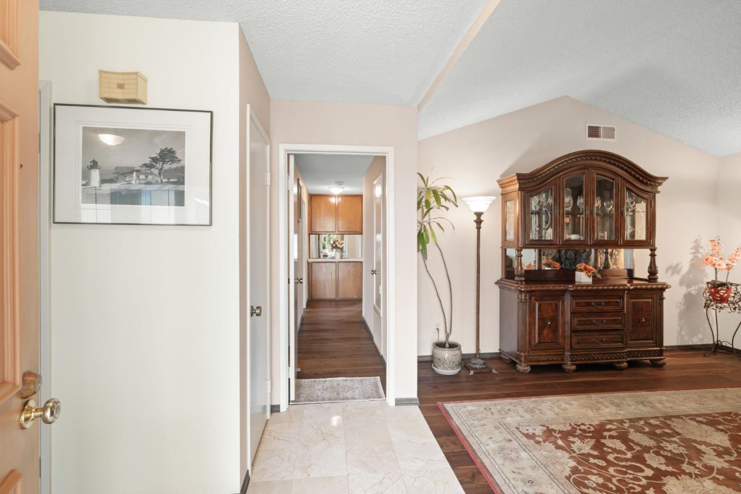 Detail Gallery Image 8 of 69 For 1527 Hawser Ln, Half Moon Bay,  CA 94019 - 3 Beds | 2 Baths