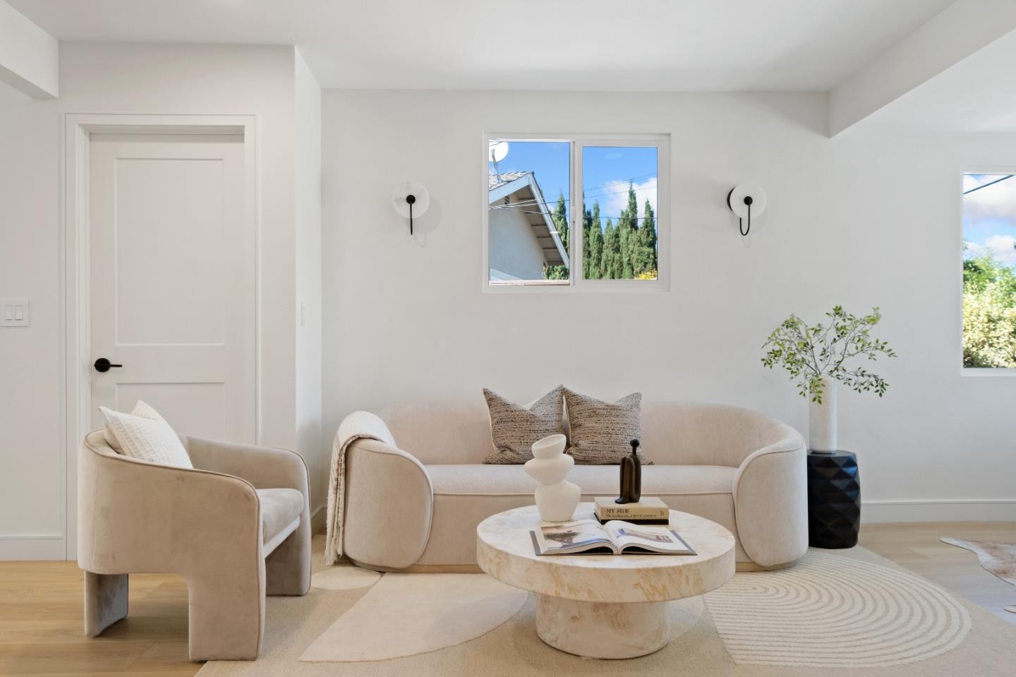 Detail Gallery Image 6 of 51 For 540 Sapphire St, Redwood City,  CA 94062 - 4 Beds | 2/1 Baths