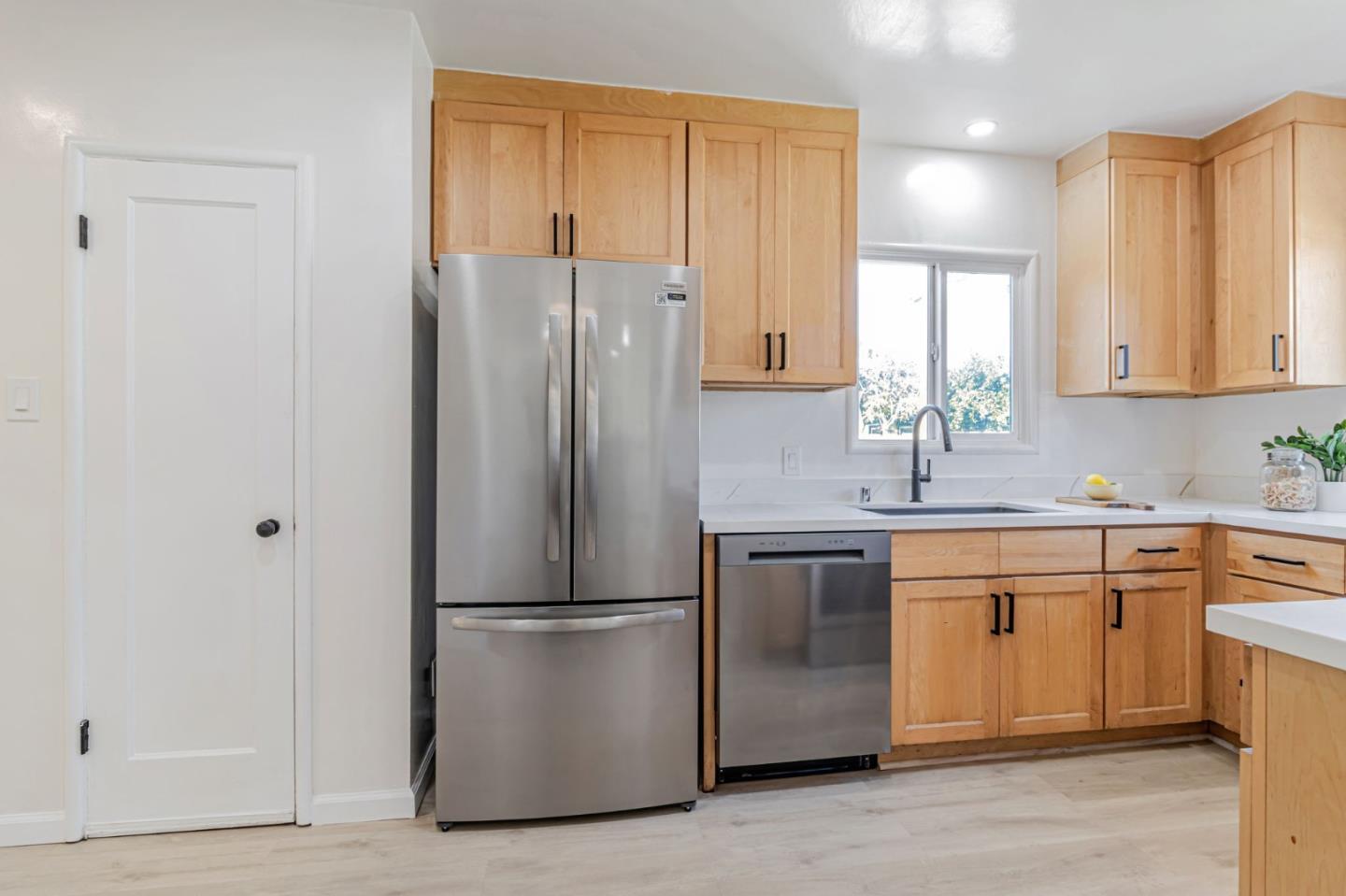 Detail Gallery Image 15 of 64 For 849 Kearney St, El Cerrito,  CA 94530 - 2 Beds | 1 Baths