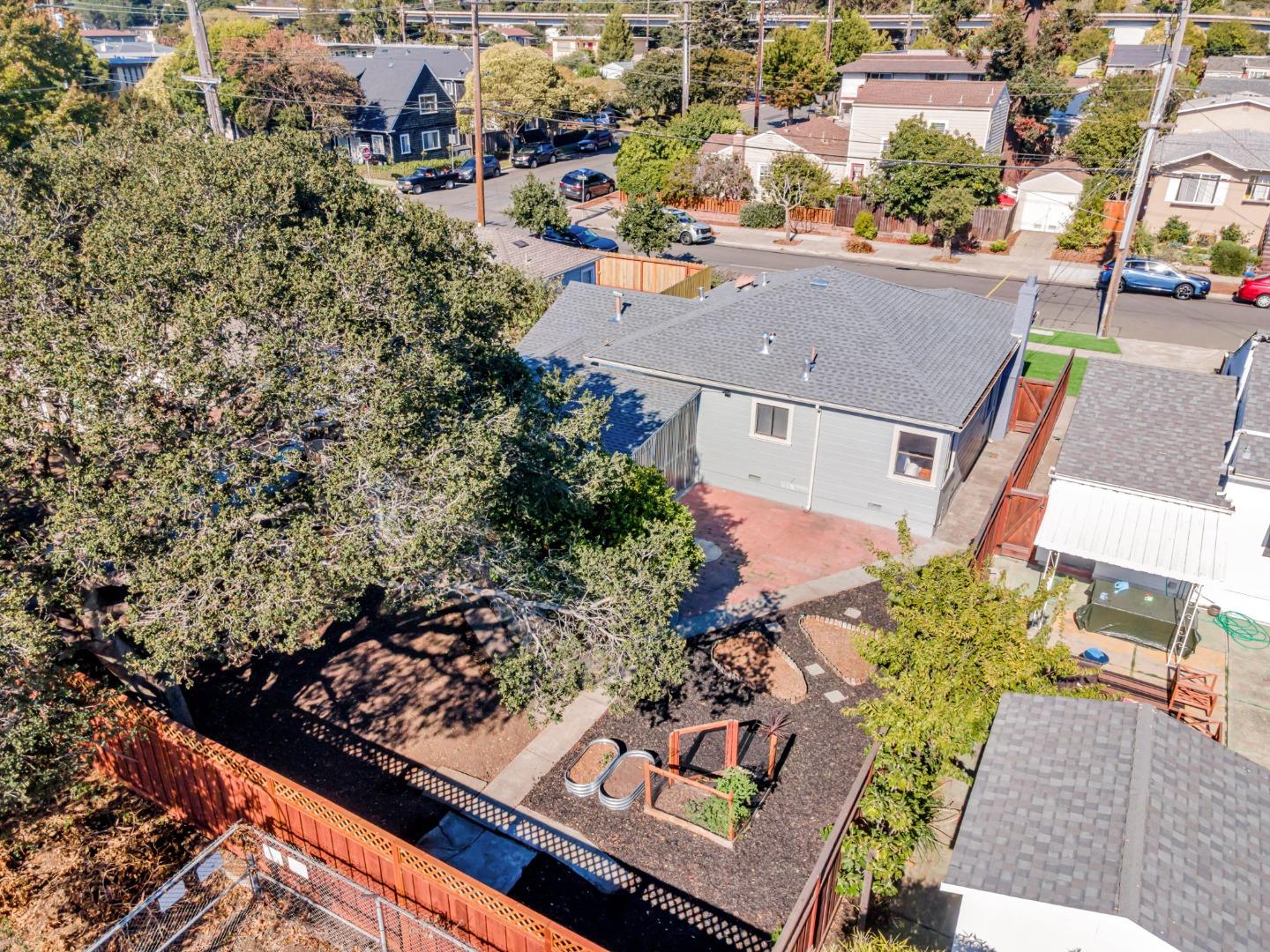 Detail Gallery Image 60 of 64 For 849 Kearney St, El Cerrito,  CA 94530 - 2 Beds | 1 Baths