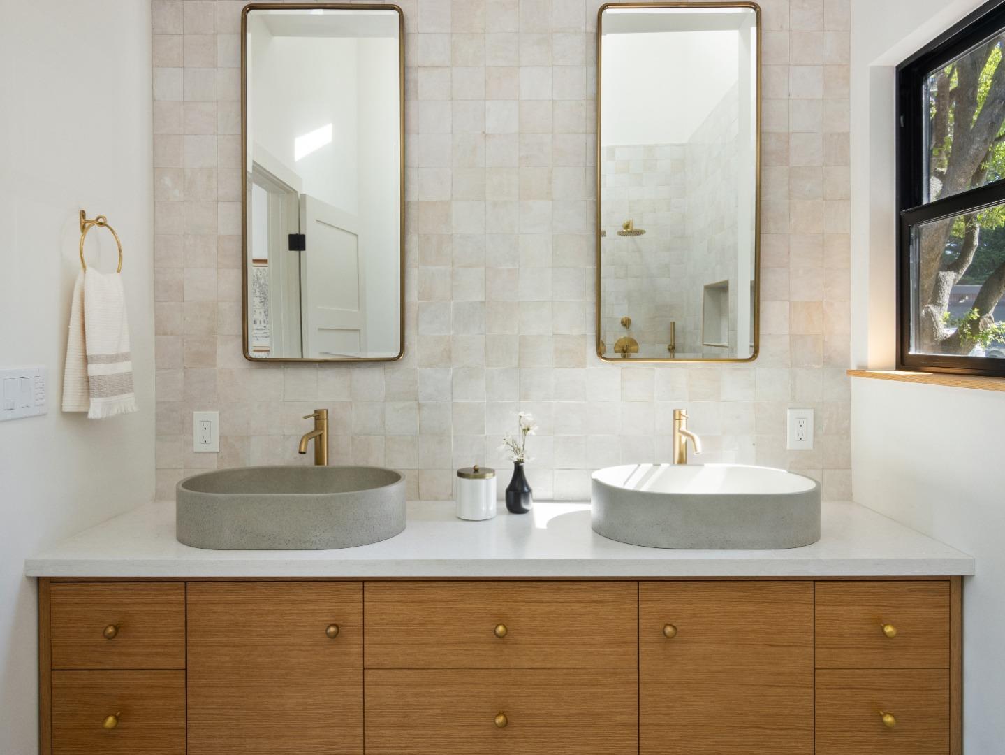 Detail Gallery Image 31 of 51 For 3240 N Main St, Soquel,  CA 95073 - 6 Beds | 5/1 Baths