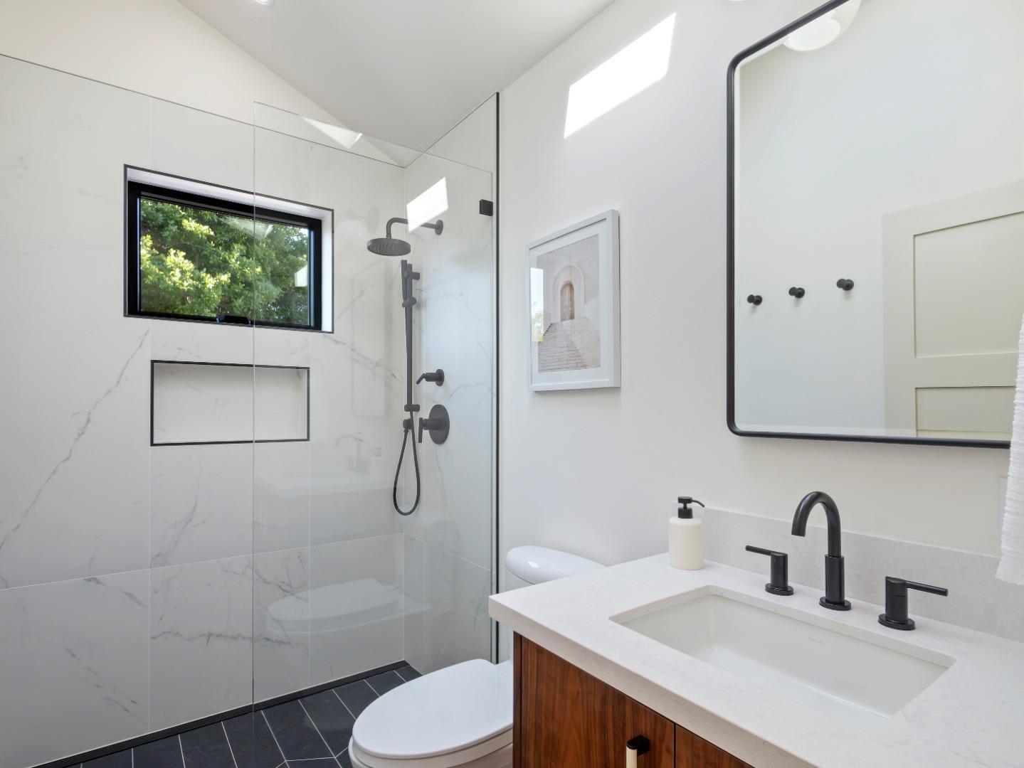 Detail Gallery Image 35 of 51 For 3240 N Main St, Soquel,  CA 95073 - 6 Beds | 5/1 Baths