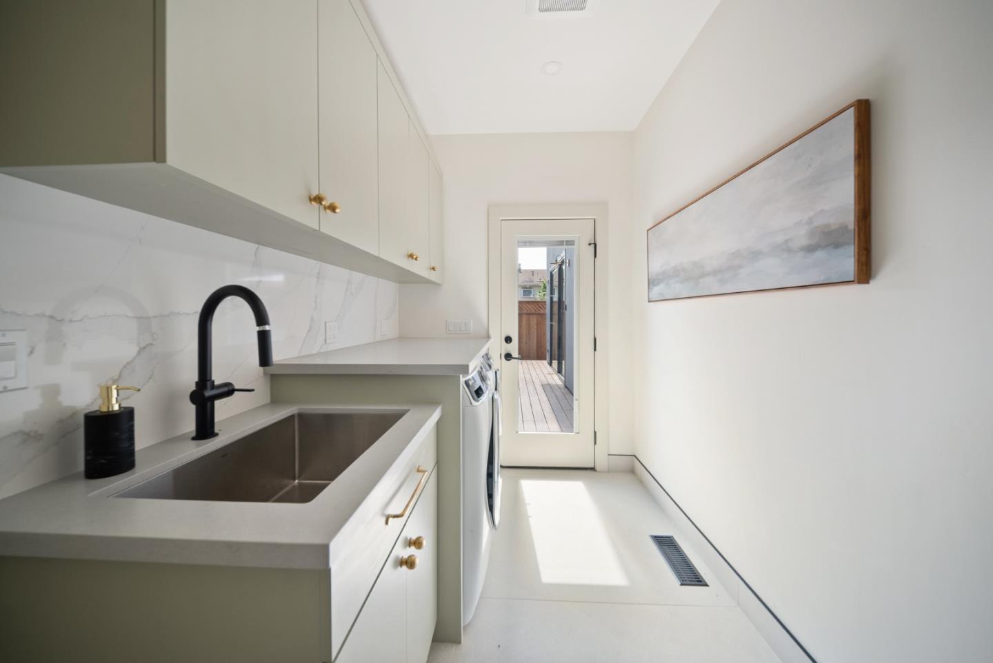 Detail Gallery Image 39 of 51 For 3240 N Main St, Soquel,  CA 95073 - 6 Beds | 5/1 Baths