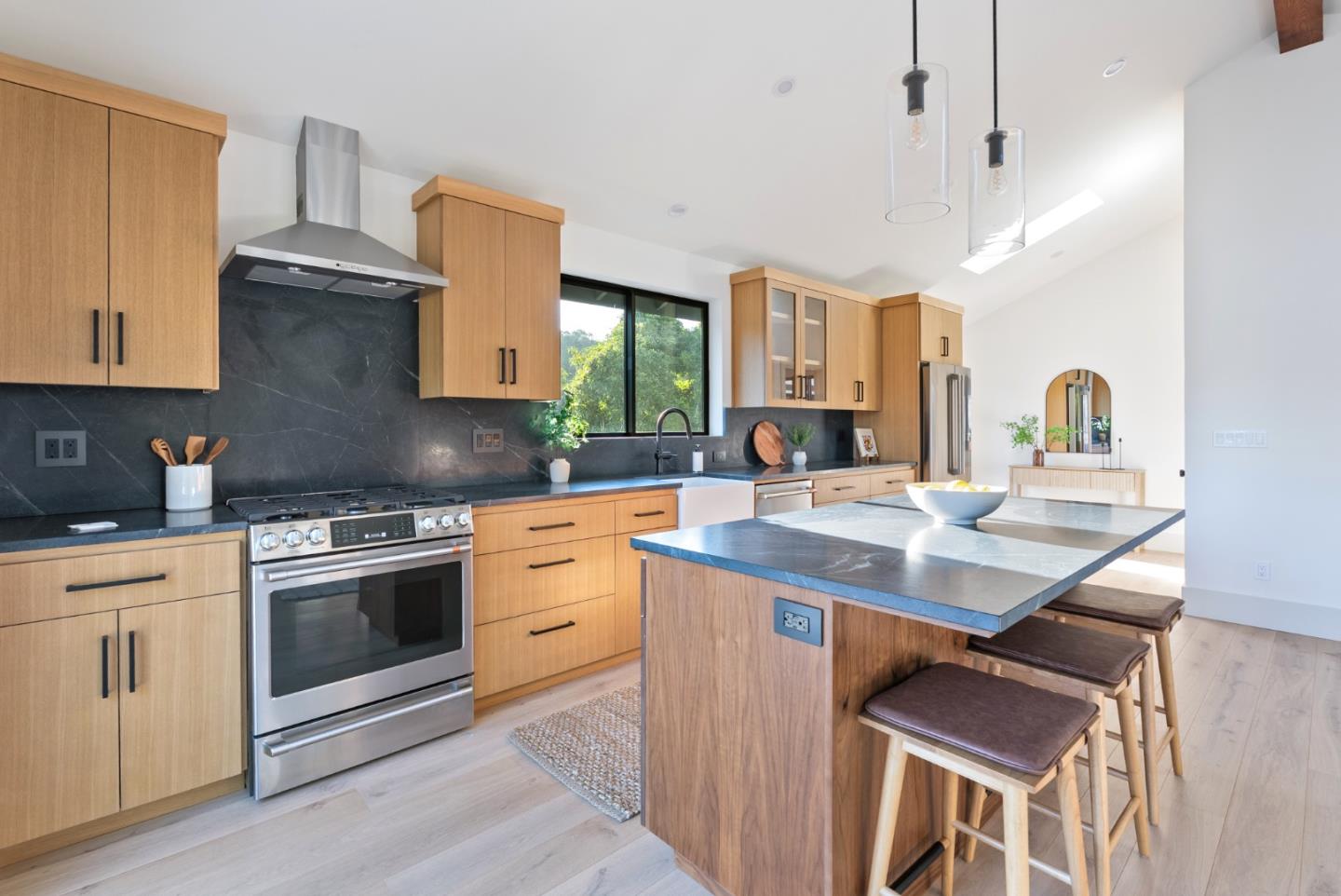 Detail Gallery Image 44 of 51 For 3240 N Main St, Soquel,  CA 95073 - 6 Beds | 5/1 Baths