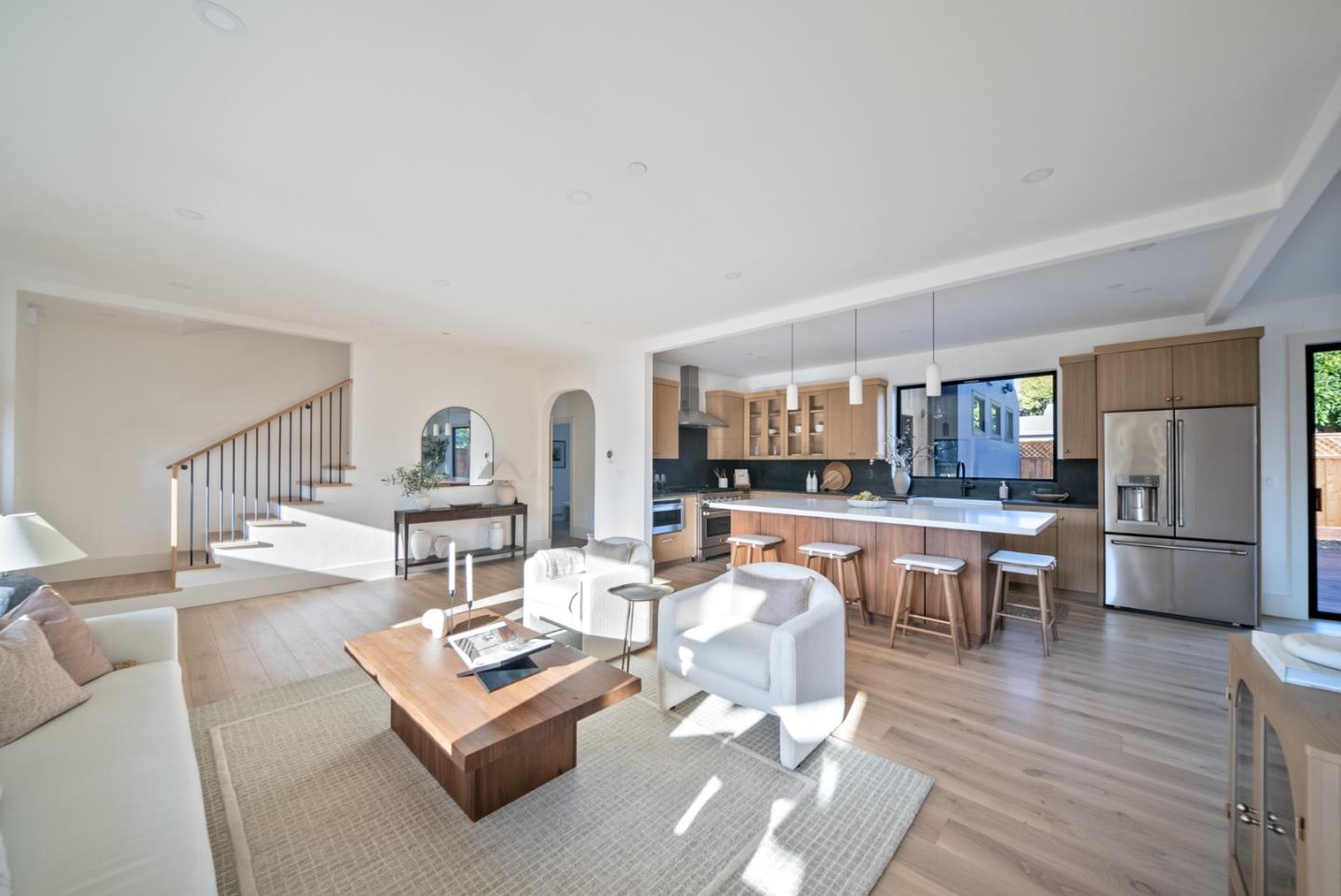 Detail Gallery Image 8 of 51 For 3240 N Main St, Soquel,  CA 95073 - 6 Beds | 5/1 Baths