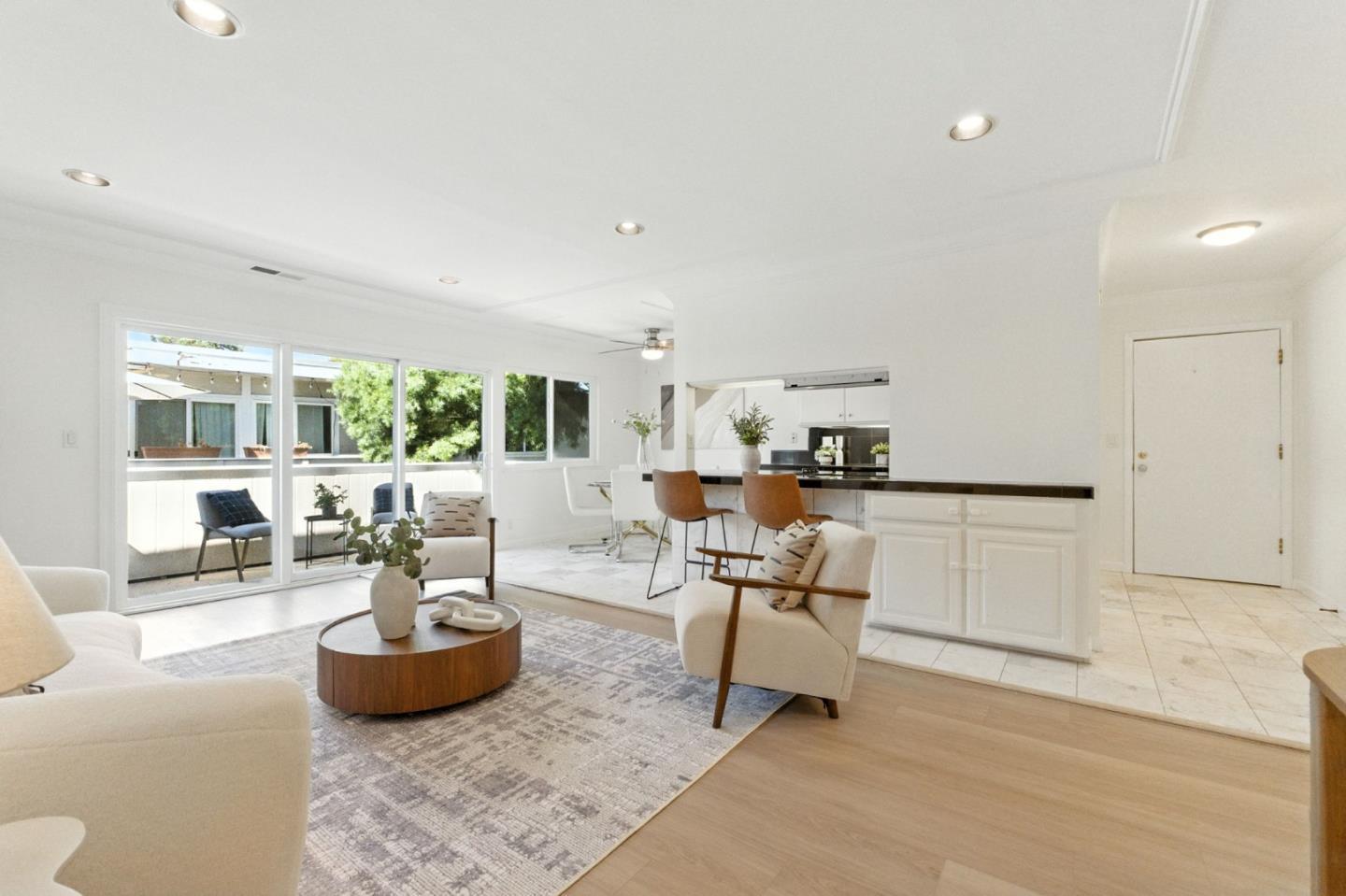 Detail Gallery Image 5 of 47 For 1898 Meridian Ave #29,  San Jose,  CA 95125 - 2 Beds | 2 Baths