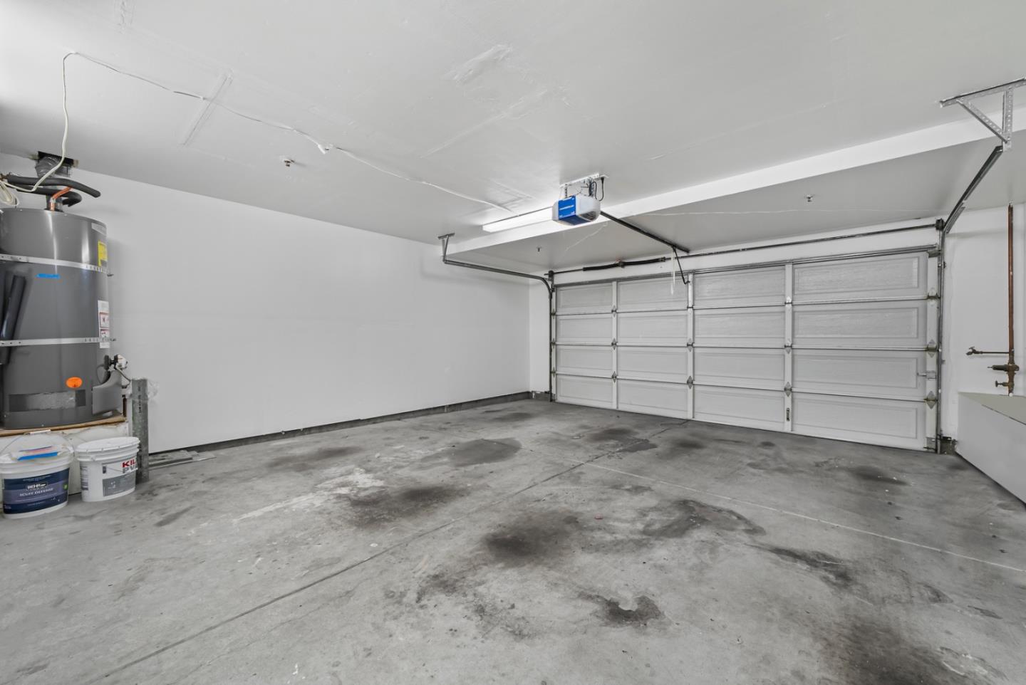 Detail Gallery Image 34 of 43 For 422 Camille Cir #14,  San Jose,  CA 95134 - 2 Beds | 2/1 Baths