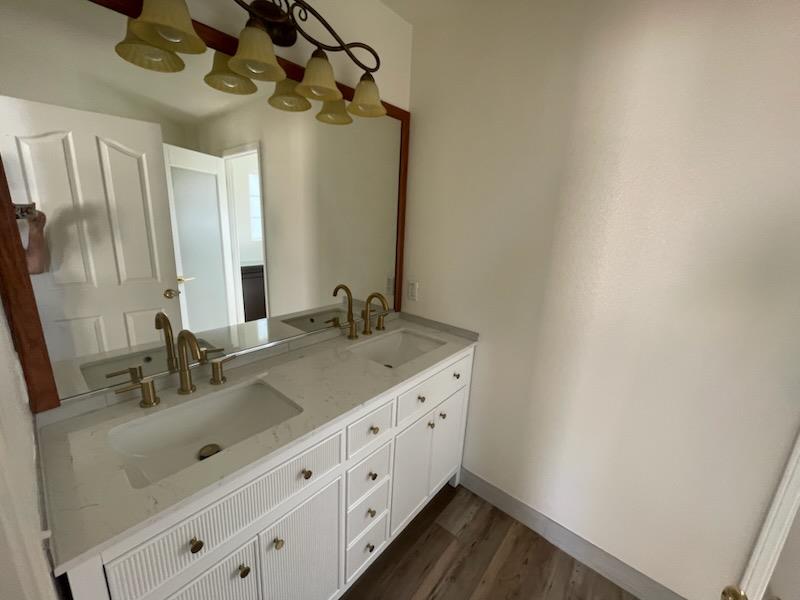 Detail Gallery Image 15 of 21 For 1049 Twin Creeks Dr, Salinas,  CA 93905 - 4 Beds | 2/1 Baths