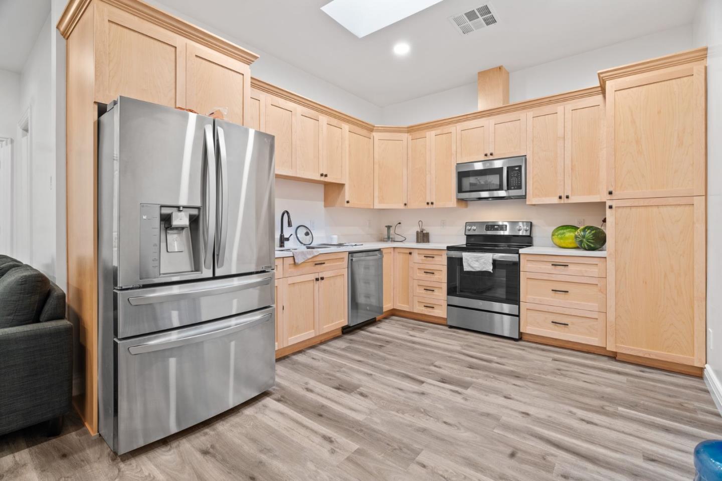 Detail Gallery Image 36 of 57 For 1353 Perry Ct, Hollister,  CA 95023 - 4 Beds | 2/1 Baths