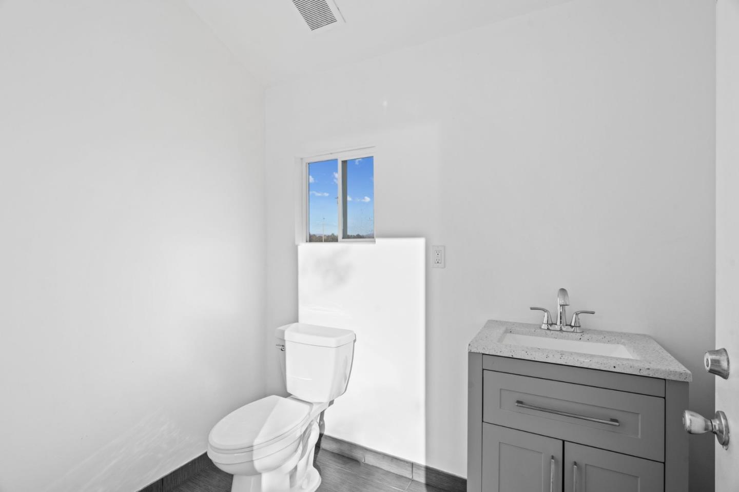 Detail Gallery Image 41 of 57 For 1353 Perry Ct, Hollister,  CA 95023 - 4 Beds | 2/1 Baths