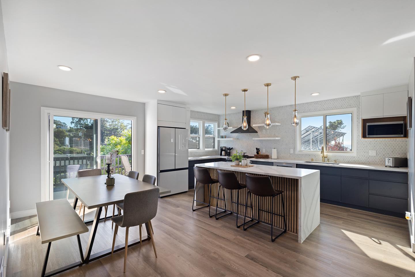 Detail Gallery Image 23 of 78 For 488 Monterey Rd, Pacifica,  CA 94044 - 5 Beds | 3 Baths