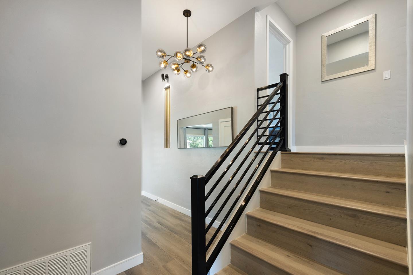 Detail Gallery Image 37 of 78 For 488 Monterey Rd, Pacifica,  CA 94044 - 5 Beds | 3 Baths