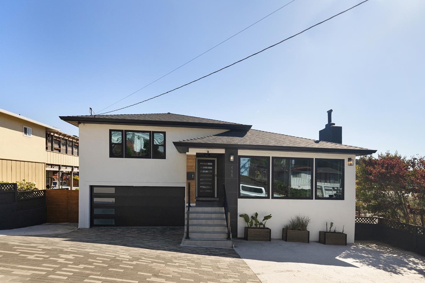 Detail Gallery Image 4 of 78 For 488 Monterey Rd, Pacifica,  CA 94044 - 5 Beds | 3 Baths