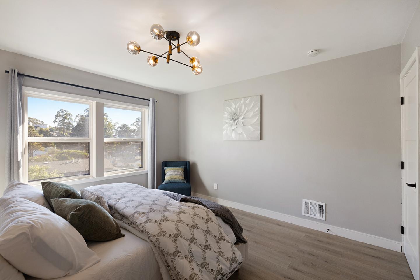 Detail Gallery Image 45 of 78 For 488 Monterey Rd, Pacifica,  CA 94044 - 5 Beds | 3 Baths