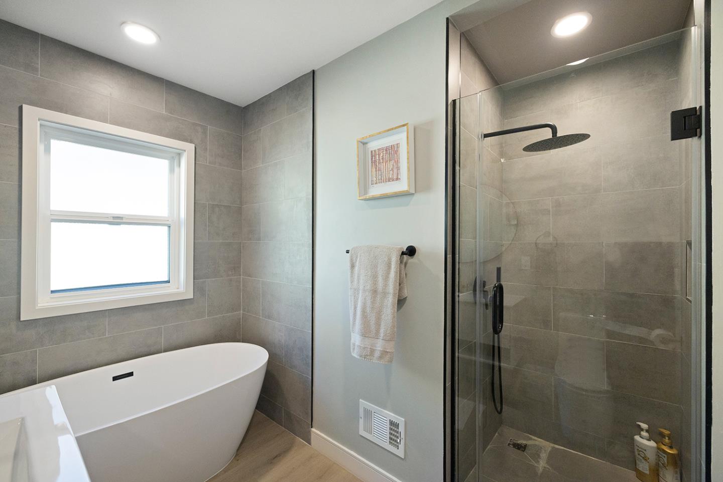 Detail Gallery Image 48 of 78 For 488 Monterey Rd, Pacifica,  CA 94044 - 5 Beds | 3 Baths