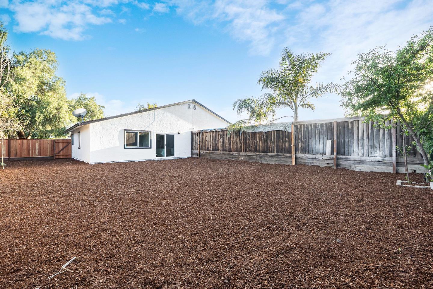 Detail Gallery Image 26 of 34 For 5904 Skylinks Way, Livermore,  CA 94551 - 3 Beds | 2 Baths