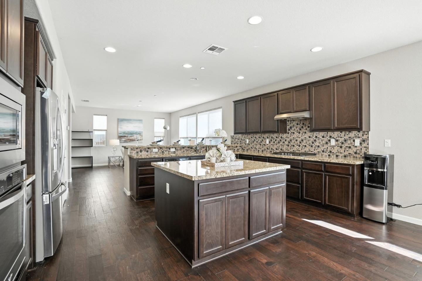 Detail Gallery Image 13 of 30 For 4545 Half Dome St, Antioch,  CA 94531 - 4 Beds | 3 Baths
