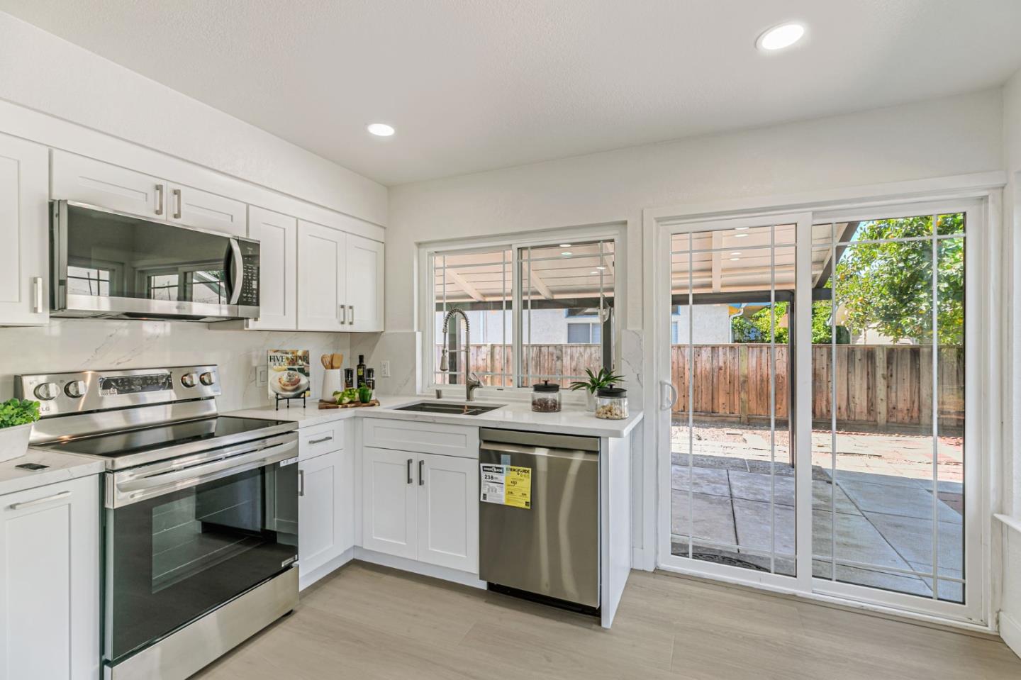 Detail Gallery Image 15 of 45 For 1997 Lowney Way, San Jose,  CA 95131 - 4 Beds | 2 Baths
