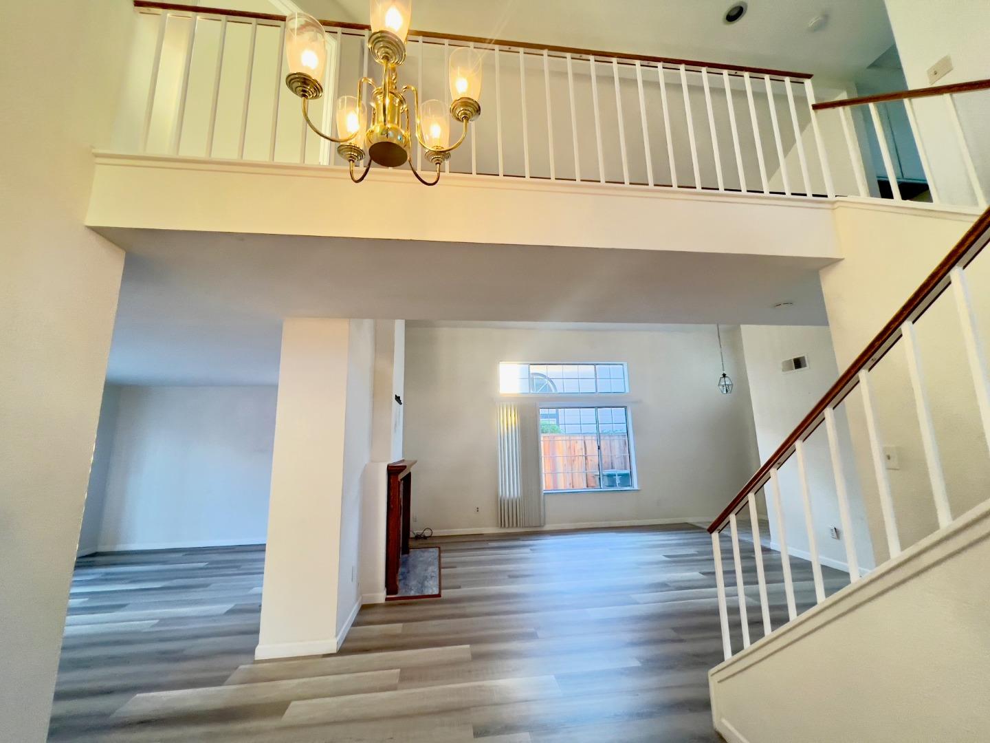 Detail Gallery Image 12 of 50 For 479 Tioga Ct, Pleasanton,  CA 94566 - 3 Beds | 2/1 Baths