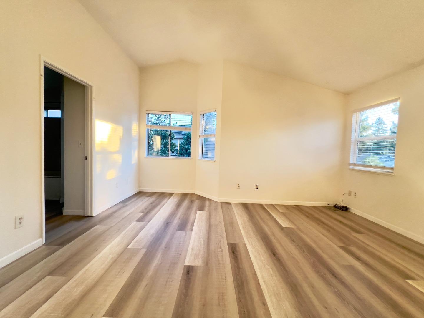 Detail Gallery Image 31 of 50 For 479 Tioga Ct, Pleasanton,  CA 94566 - 3 Beds | 2/1 Baths