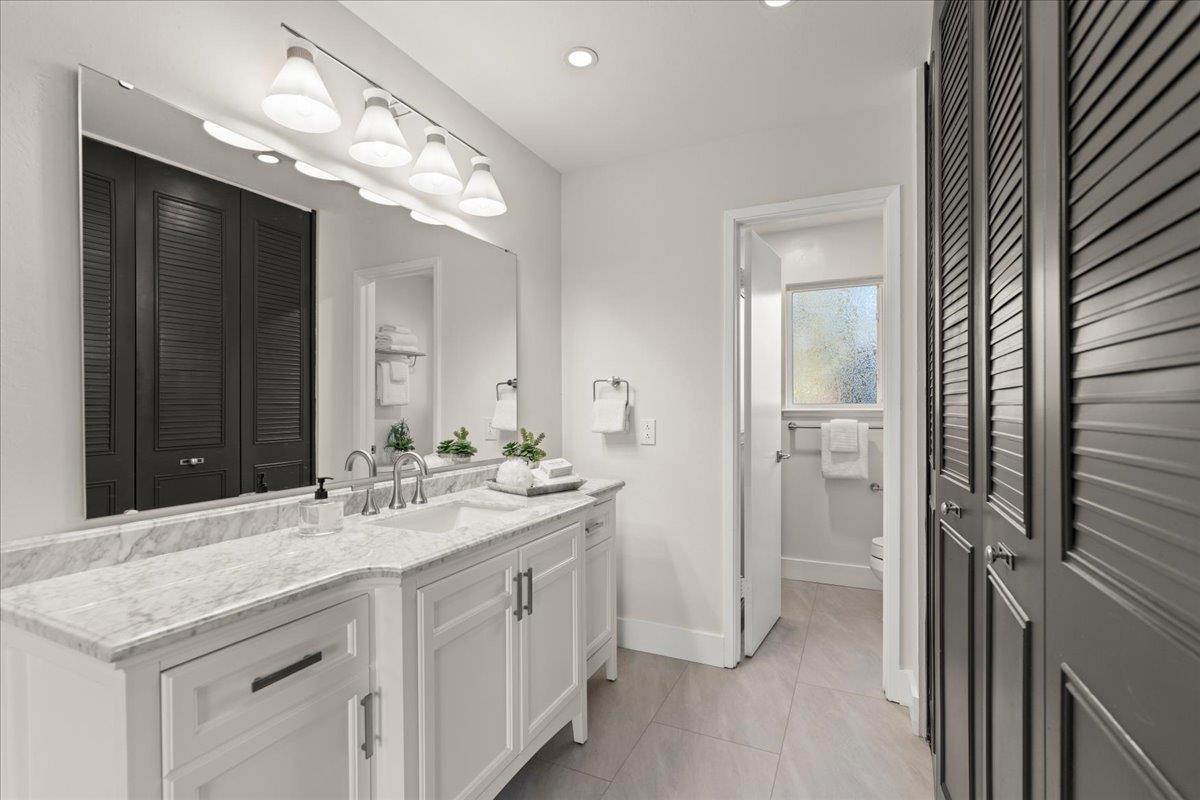Detail Gallery Image 18 of 38 For 6698 Charter Oak Pl, San Jose,  CA 95120 - 5 Beds | 3 Baths