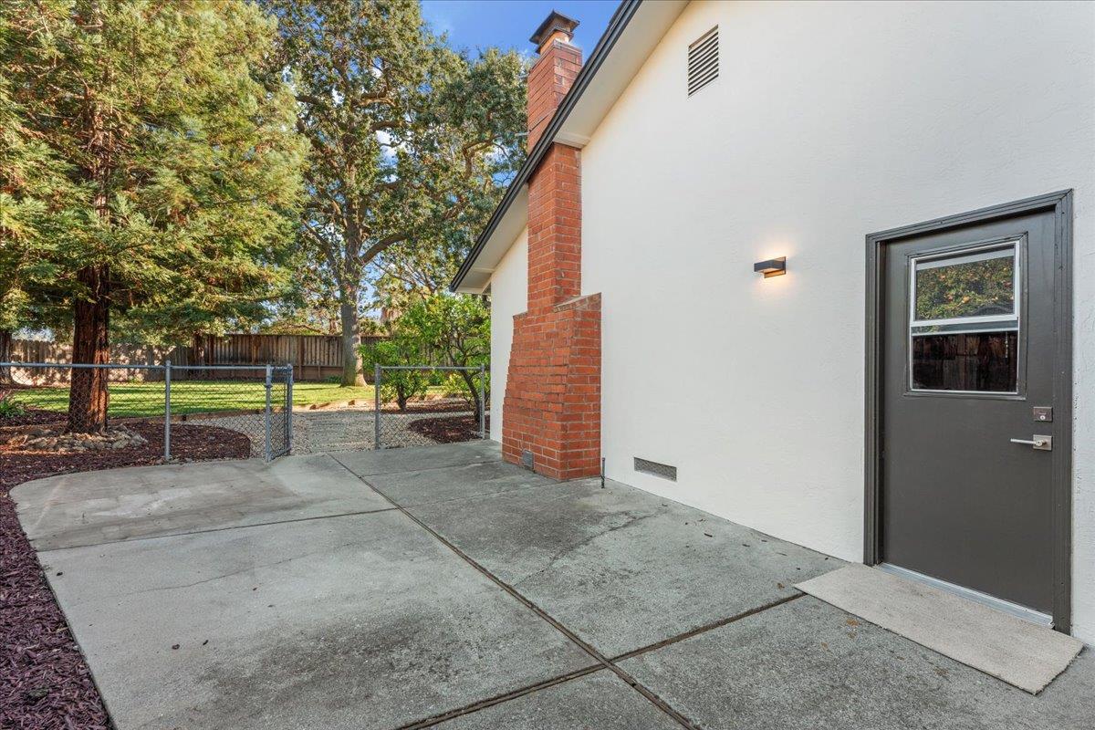 Detail Gallery Image 24 of 38 For 6698 Charter Oak Pl, San Jose,  CA 95120 - 5 Beds | 3 Baths
