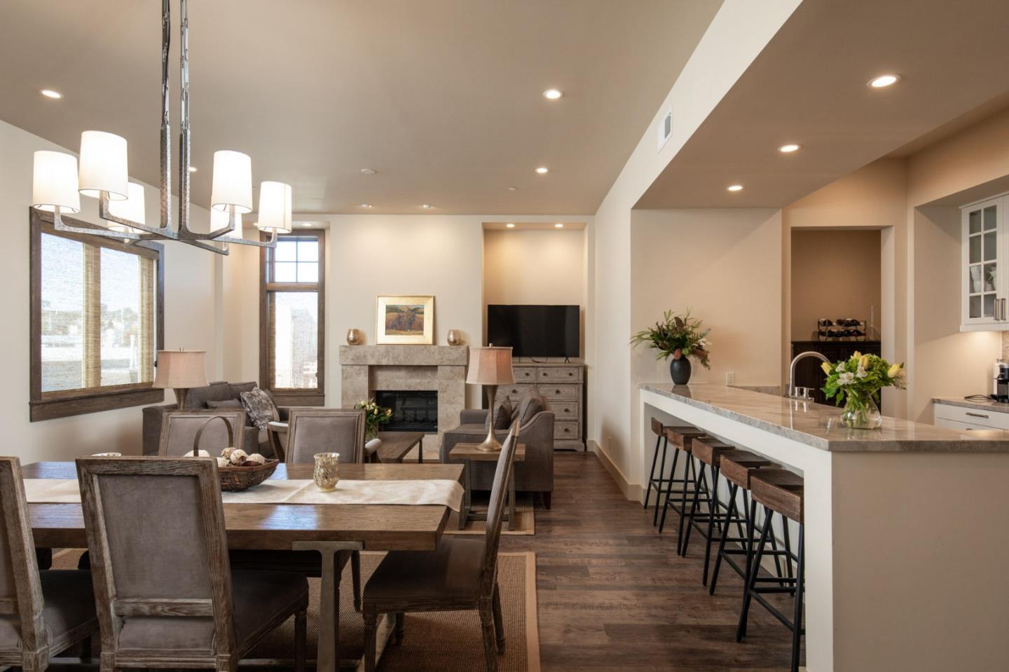 Detail Gallery Image 1 of 24 For 575 Foam St #D,  Monterey,  CA 93940 - 3 Beds | 2 Baths