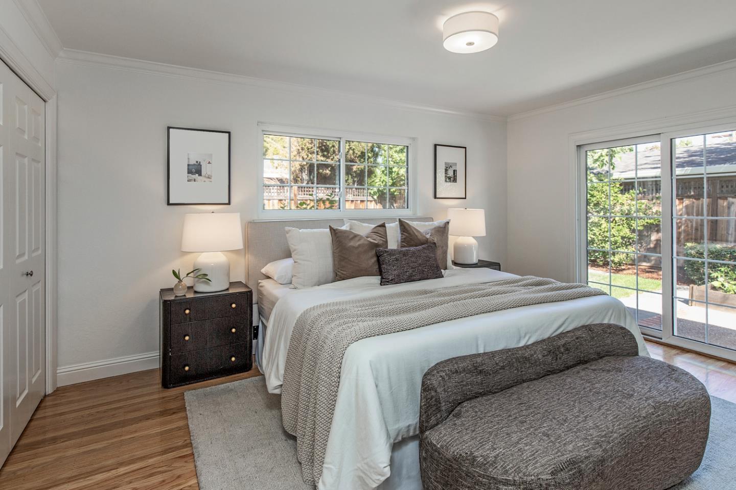 Detail Gallery Image 12 of 29 For 3388 Lubich Dr, Mountain View,  CA 94040 - 3 Beds | 2/1 Baths