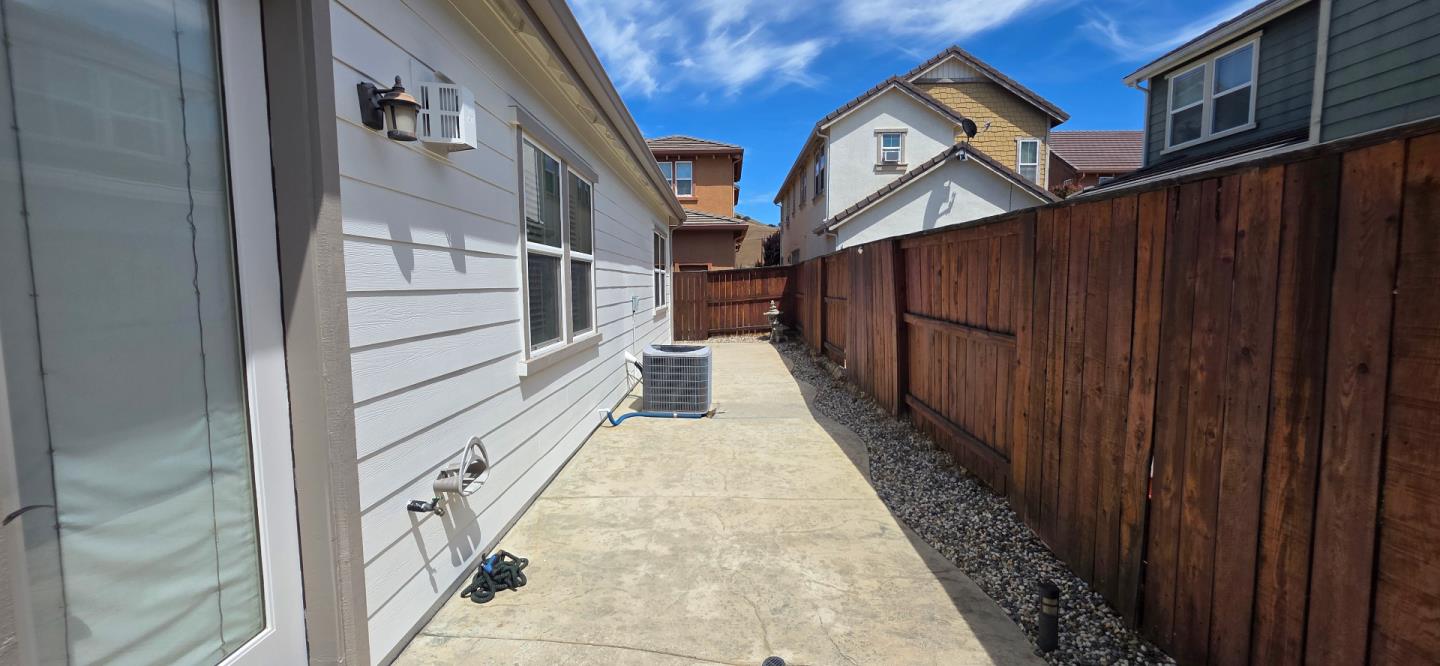 Detail Gallery Image 39 of 39 For 9403 Vintner Cir, Patterson,  CA 95363 - 3 Beds | 2 Baths