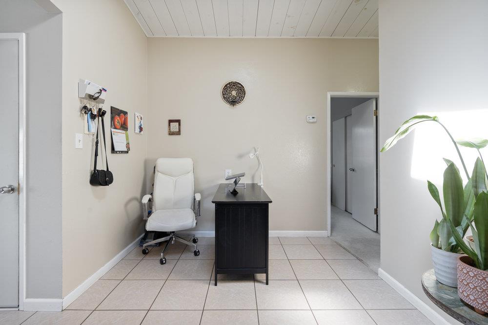 Detail Gallery Image 14 of 27 For 643 Rainier Dr, Salinas,  CA 93906 - 3 Beds | 2 Baths