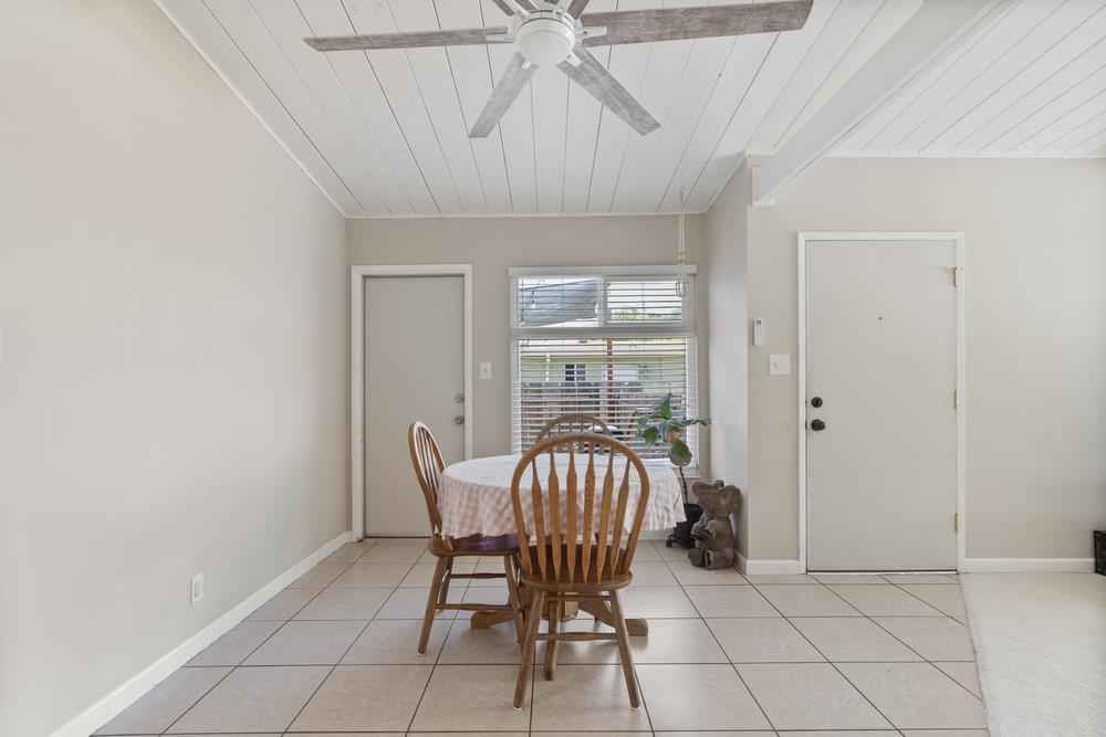 Detail Gallery Image 6 of 27 For 643 Rainier Dr, Salinas,  CA 93906 - 3 Beds | 2 Baths
