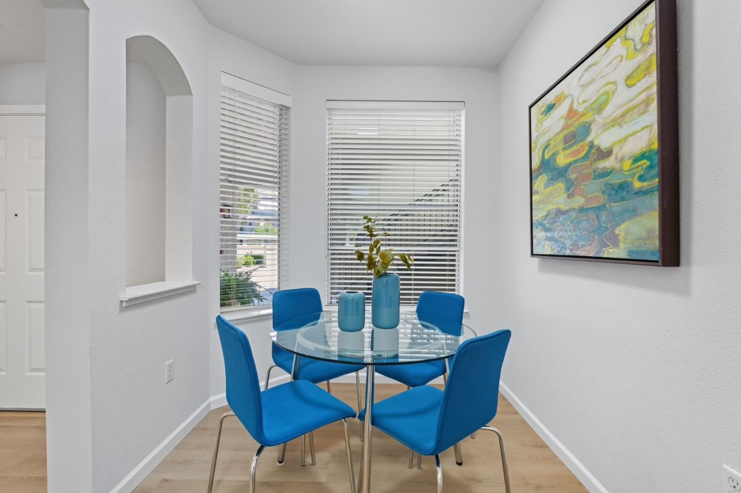 Detail Gallery Image 10 of 26 For 401 Baltic Cir #403,  Redwood City,  CA 94065 - 2 Beds | 2 Baths