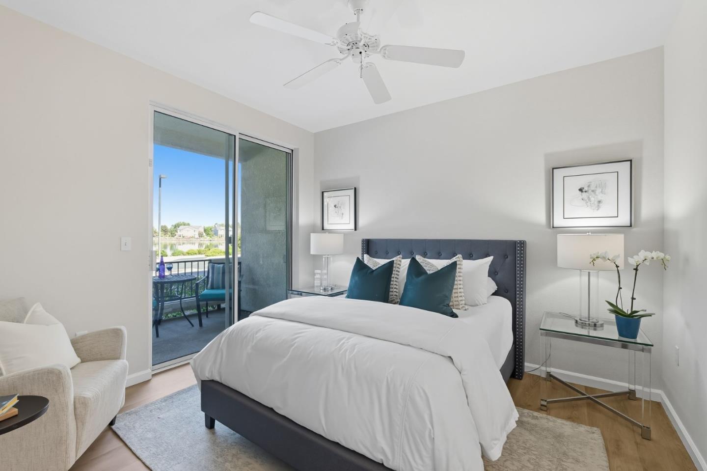 Detail Gallery Image 17 of 26 For 401 Baltic Cir #403,  Redwood City,  CA 94065 - 2 Beds | 2 Baths