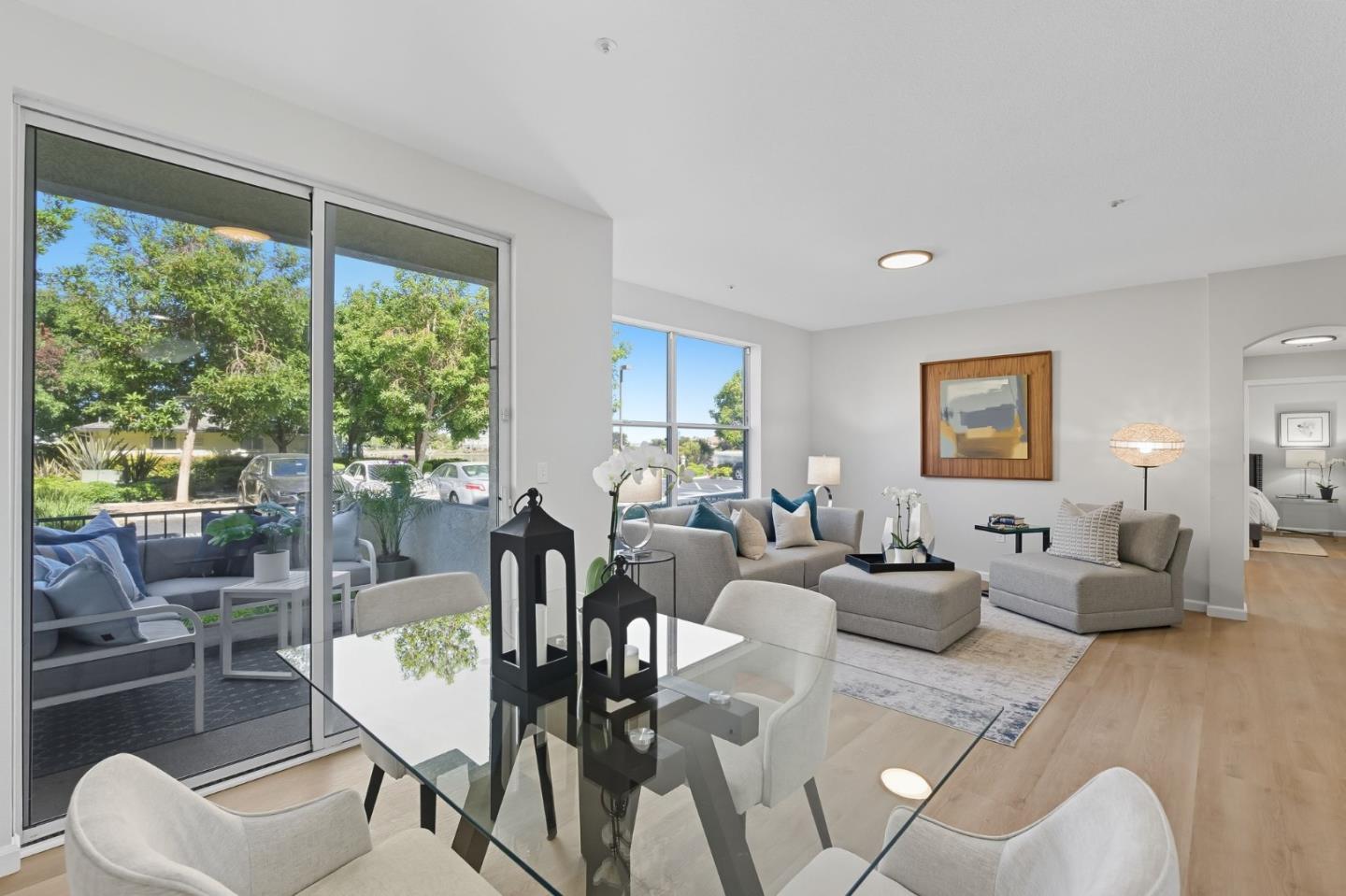 Detail Gallery Image 7 of 26 For 401 Baltic Cir #403,  Redwood City,  CA 94065 - 2 Beds | 2 Baths