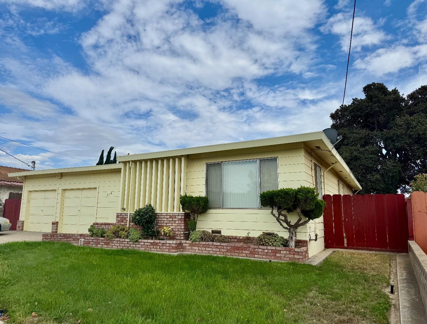 Detail Gallery Image 6 of 24 For 518 Main St, Soledad,  CA 93960 - 3 Beds | 2 Baths
