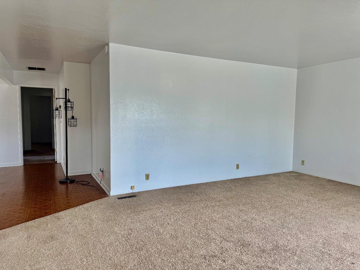 Detail Gallery Image 9 of 24 For 518 Main St, Soledad,  CA 93960 - 3 Beds | 2 Baths