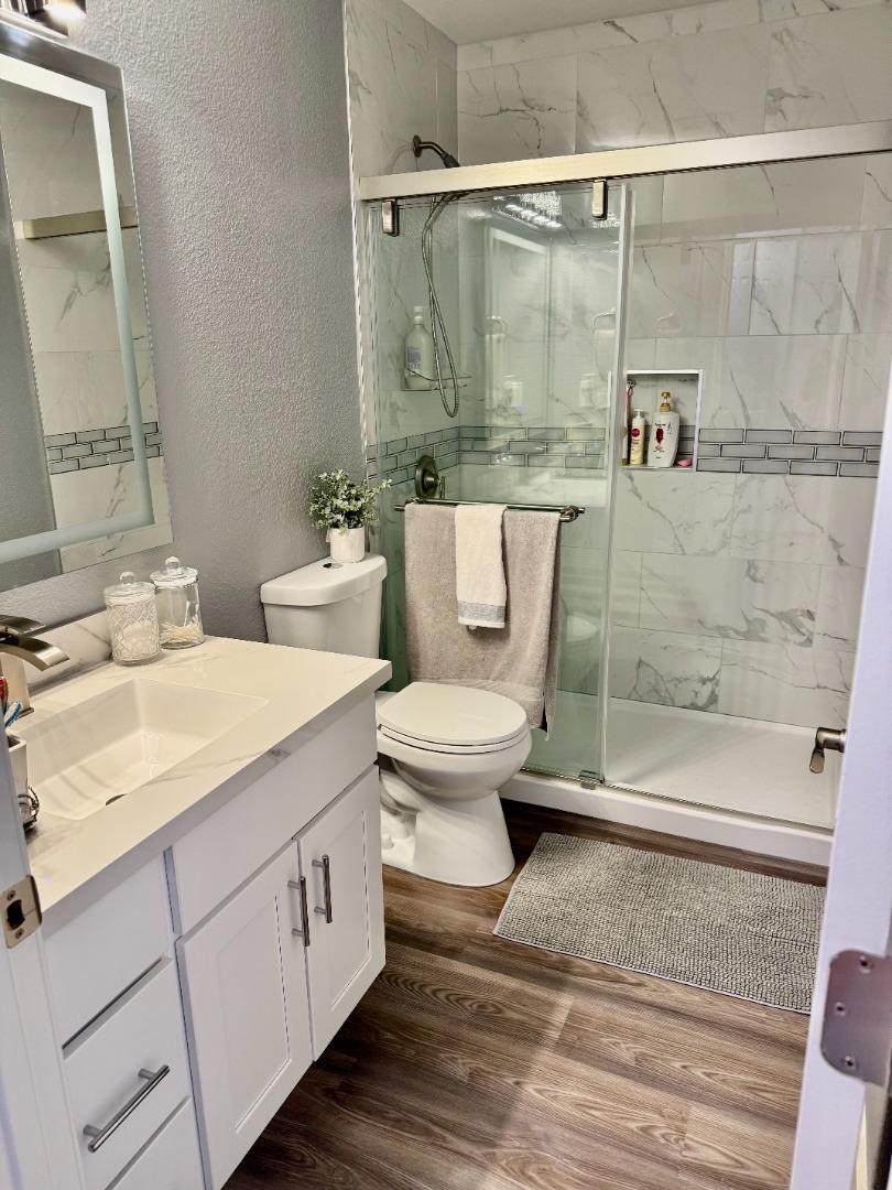 Detail Gallery Image 10 of 12 For 353 Laurel Ave #15,  Hayward,  CA 94541 - 2 Beds | 1/1 Baths