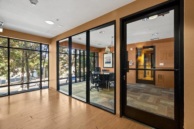 Detail Gallery Image 27 of 35 For 1060 S 3rd St #379,  San Jose,  CA 95112 - 1 Beds | 1 Baths