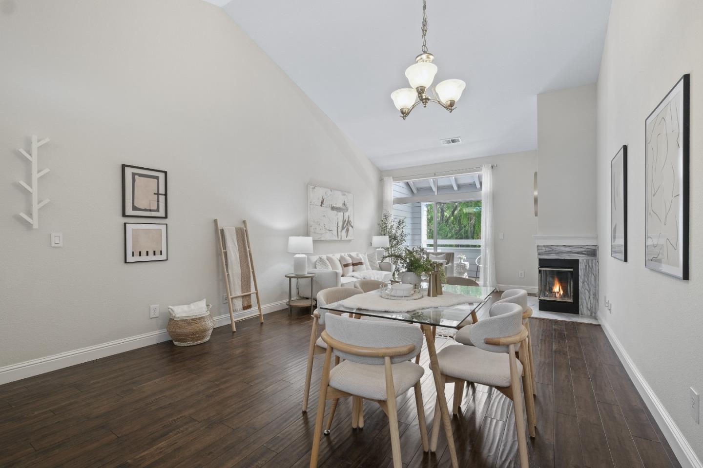 Detail Gallery Image 14 of 54 For 1735 Parkview Green Cir, San Jose,  CA 95131 - 2 Beds | 2 Baths