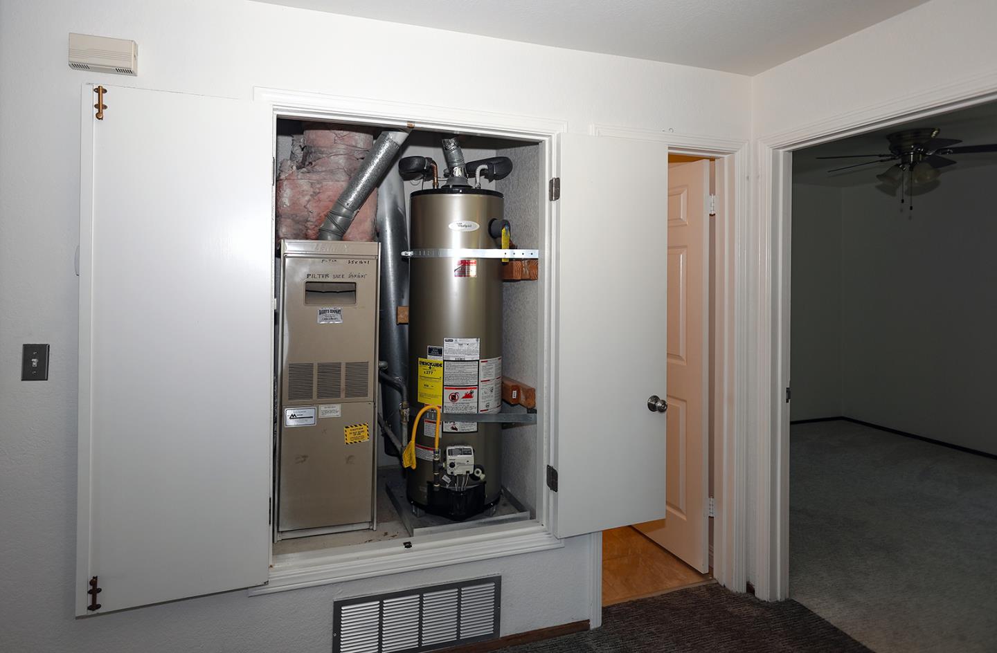Detail Gallery Image 24 of 45 For 22135 Sevilla Rd #47,  Hayward,  CA 94541 - 2 Beds | 2 Baths