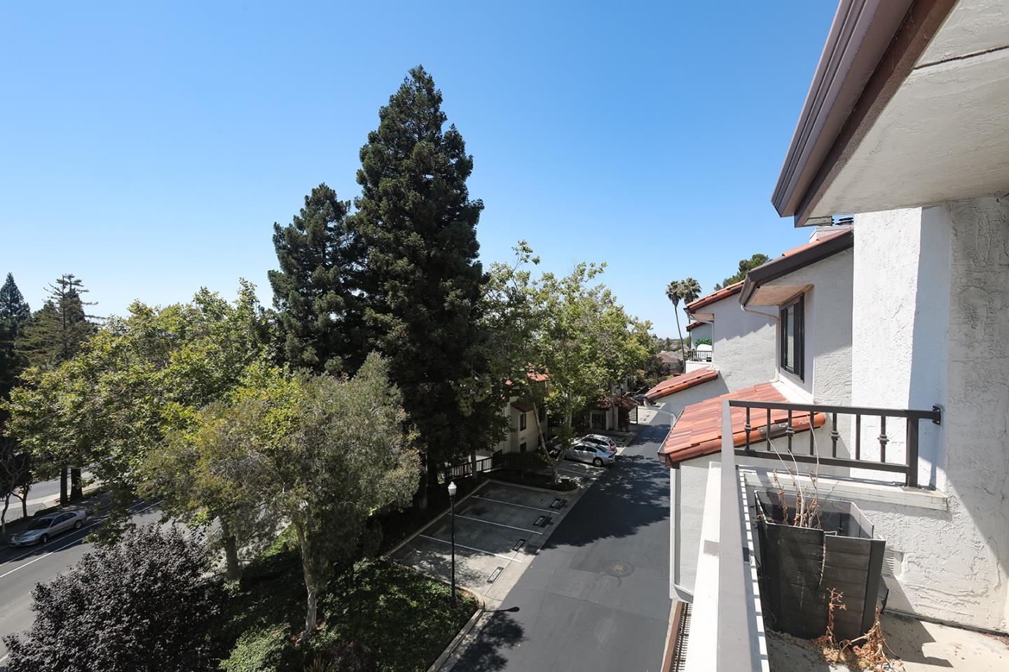 Detail Gallery Image 28 of 45 For 22135 Sevilla Rd #47,  Hayward,  CA 94541 - 2 Beds | 2 Baths