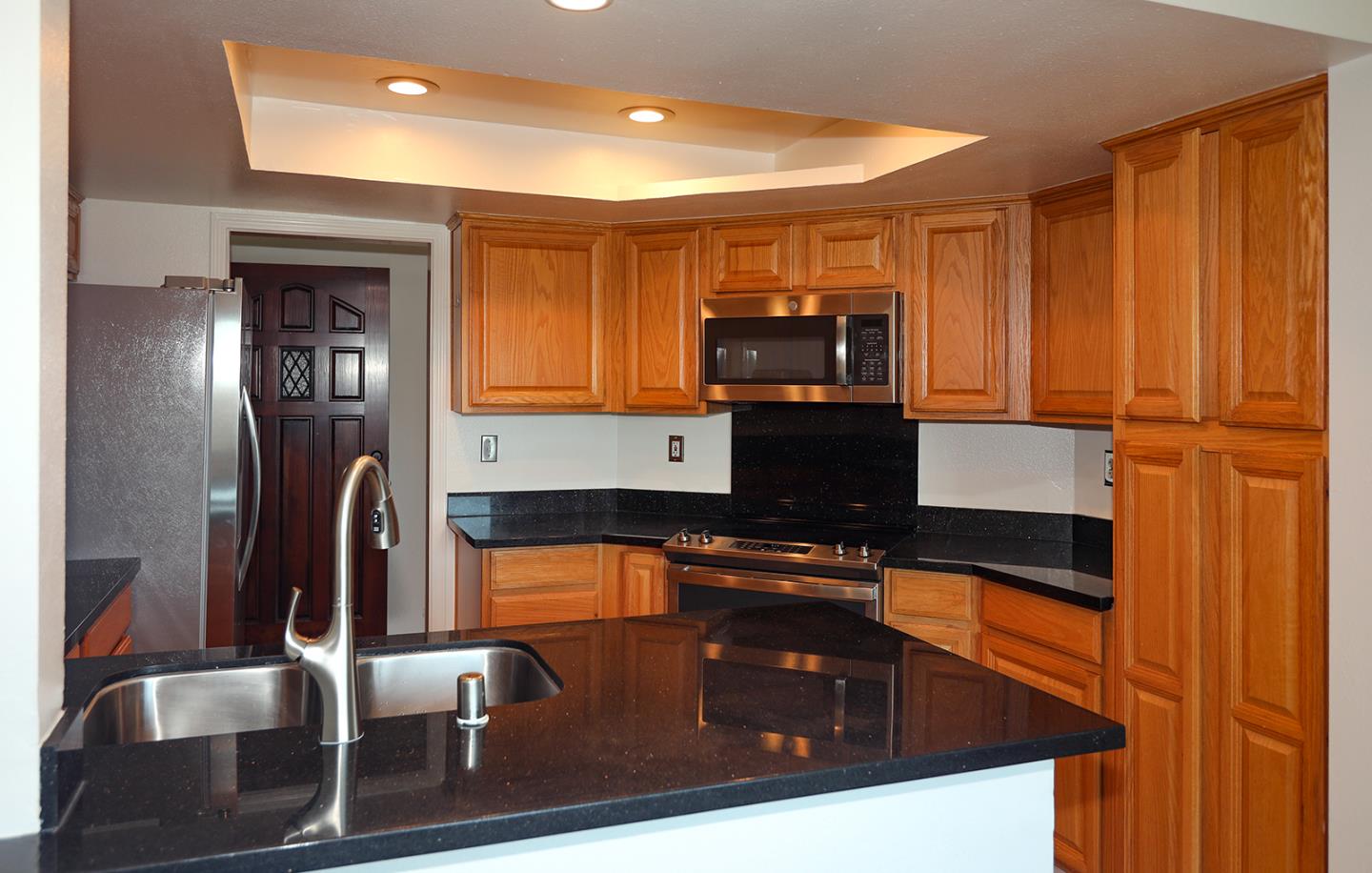 Detail Gallery Image 34 of 45 For 22135 Sevilla Rd #47,  Hayward,  CA 94541 - 2 Beds | 2 Baths