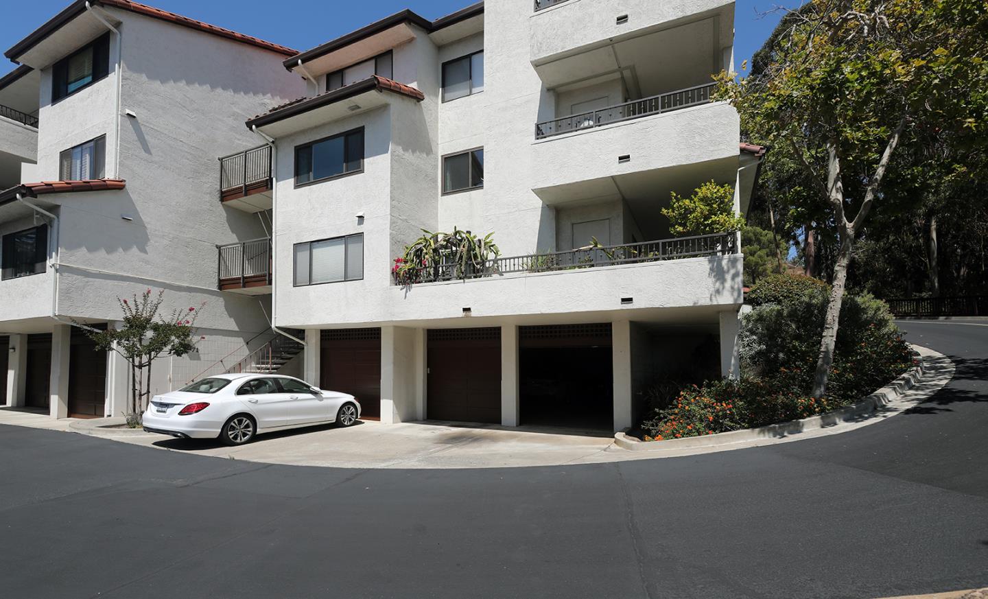 Detail Gallery Image 40 of 45 For 22135 Sevilla Rd #47,  Hayward,  CA 94541 - 2 Beds | 2 Baths