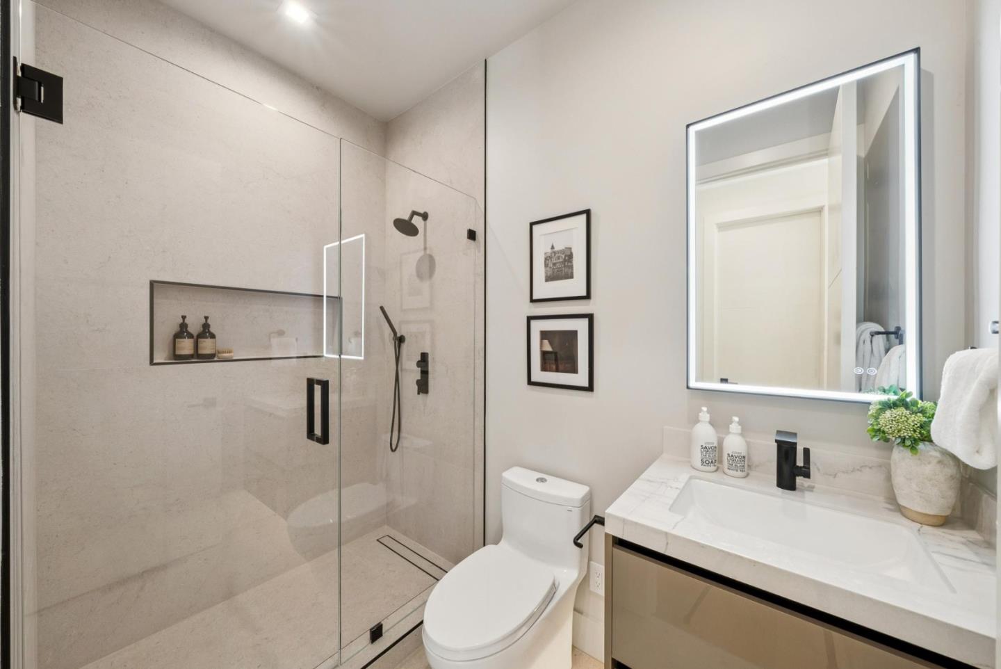 Detail Gallery Image 37 of 86 For 589 Cherry Ave, Los Altos,  CA 94022 - 5 Beds | 5/1 Baths