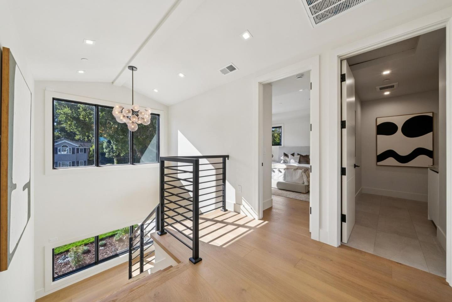 Detail Gallery Image 40 of 86 For 589 Cherry Ave, Los Altos,  CA 94022 - 5 Beds | 5/1 Baths