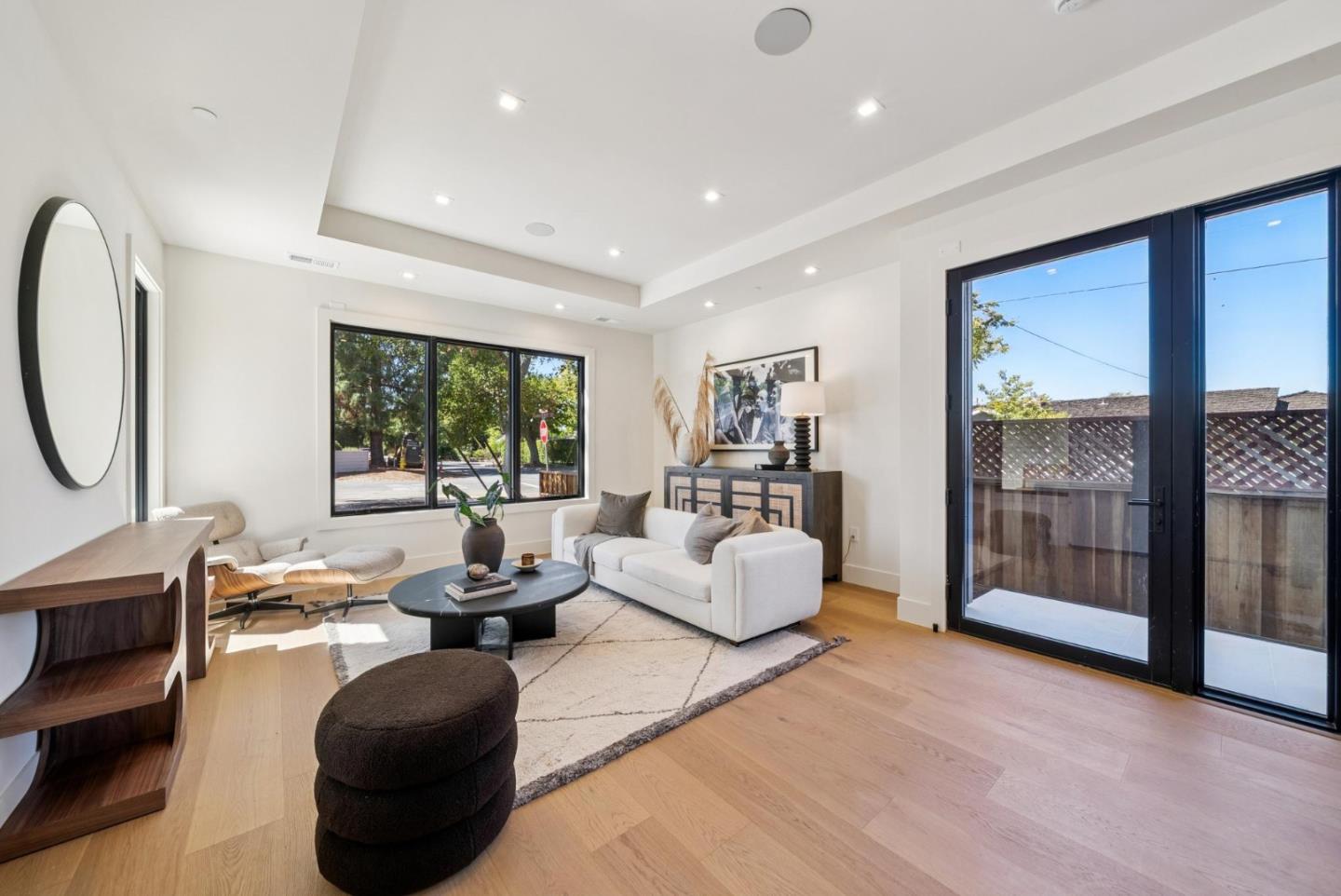 Detail Gallery Image 6 of 86 For 589 Cherry Ave, Los Altos,  CA 94022 - 5 Beds | 5/1 Baths