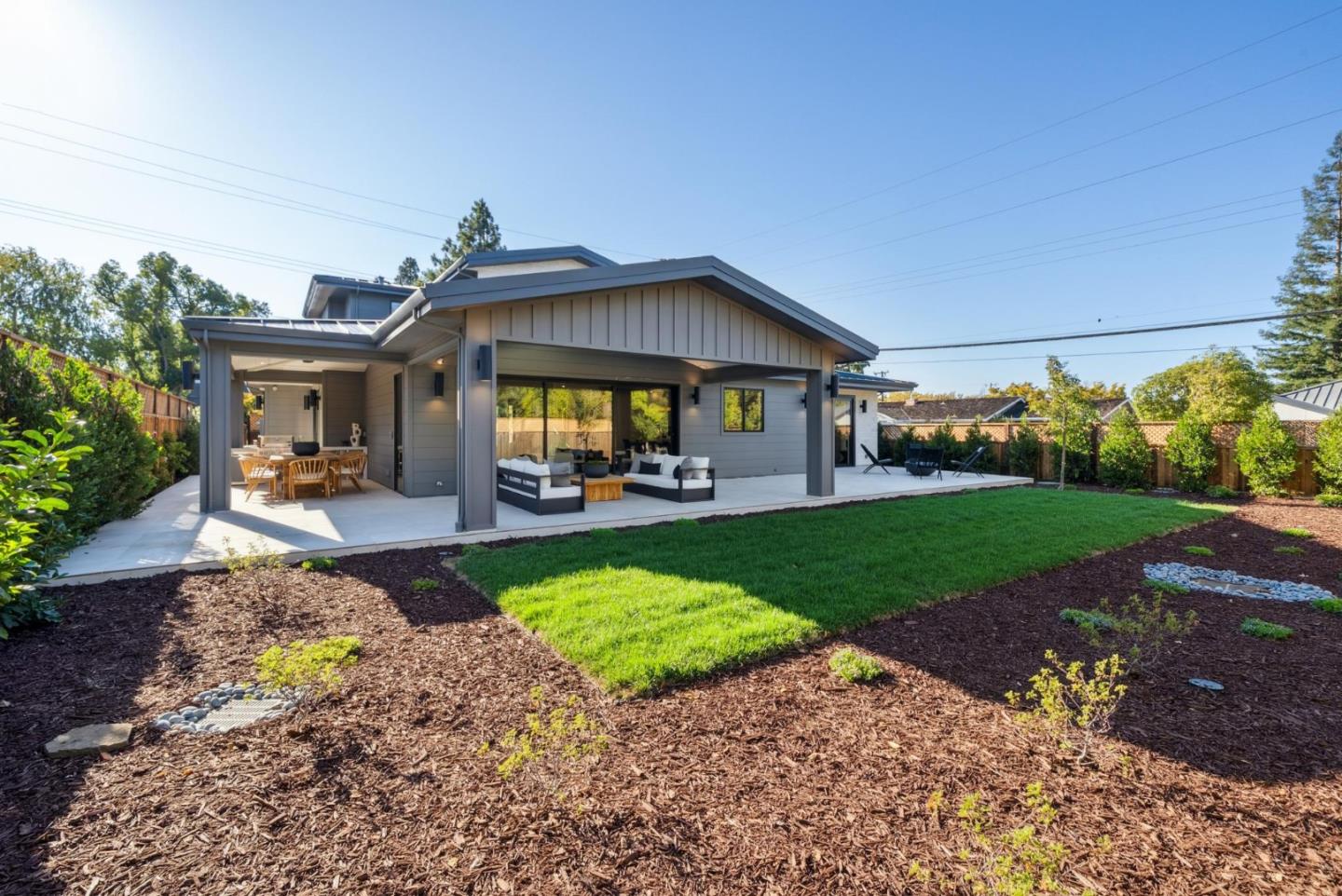 Detail Gallery Image 67 of 86 For 589 Cherry Ave, Los Altos,  CA 94022 - 5 Beds | 5/1 Baths