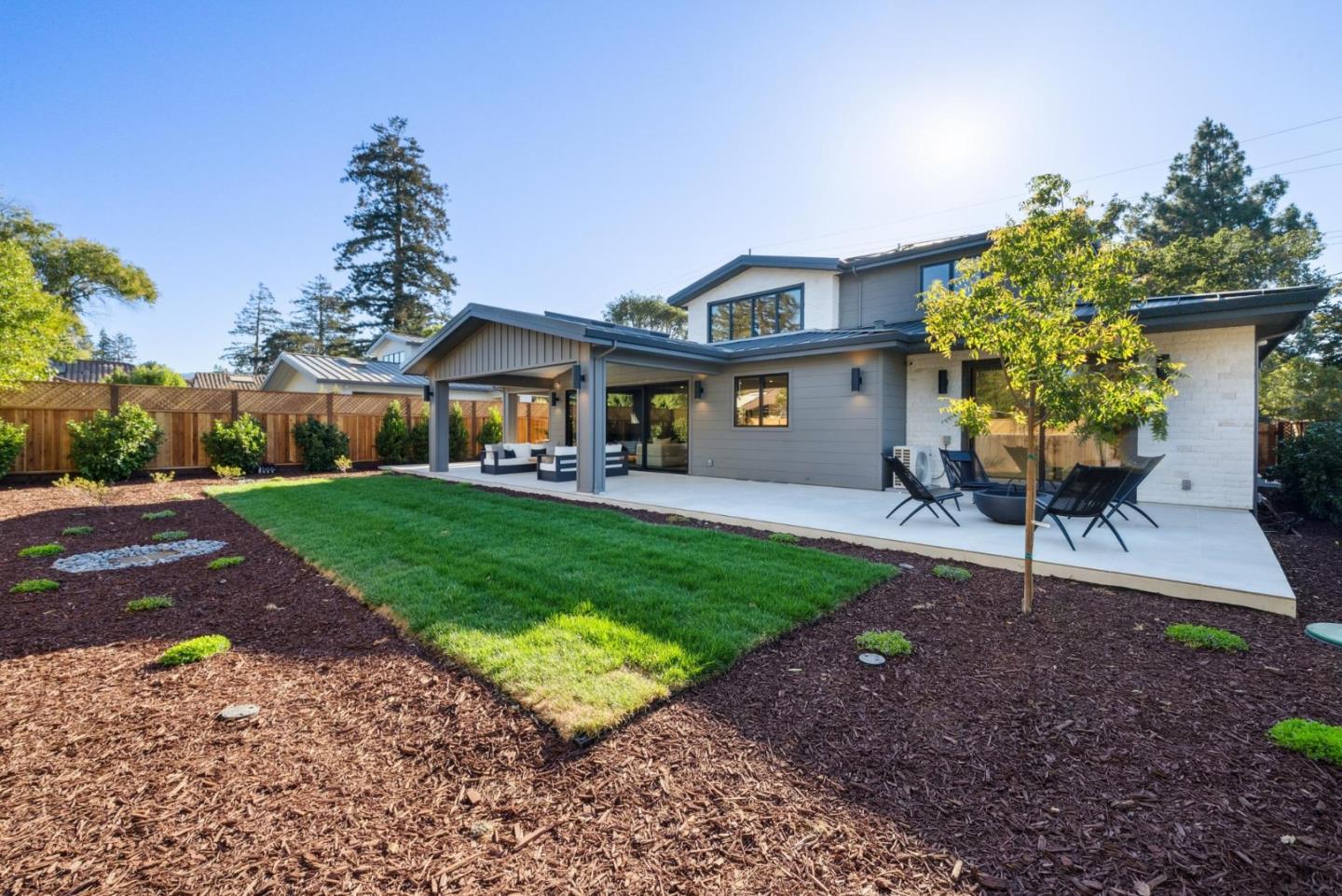 Detail Gallery Image 68 of 86 For 589 Cherry Ave, Los Altos,  CA 94022 - 5 Beds | 5/1 Baths